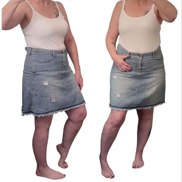 VTG Y2K Paris Blues Distressed ALine Raw Hem Mini Jean Skirt Size 11 - Picture 8 of 14
